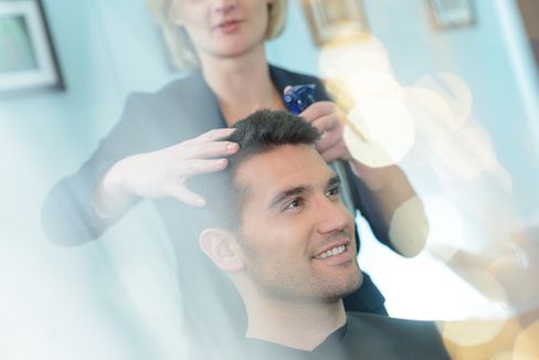 Friseur Hübner Damen und Herren Salon Herrenhaarschnitt